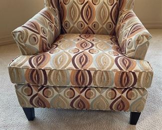 2pc Huntington House Modern Wingback Chairs PAIR	42 x 32 x 36in	HxWxD
