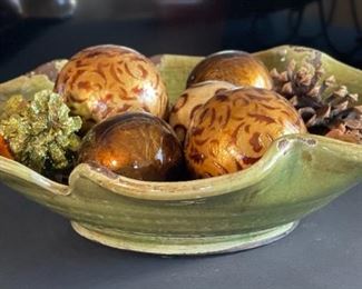 Ceramic Bowl & decorative Orbs	5 x 21in diameter	
