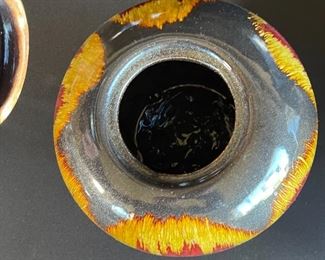 Ceramic Lidded Vase	11 x 9in Diameter	
