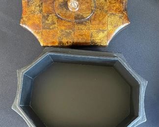 Decor Trinket Box	8 x 12 x 8.5in	HxWxD
