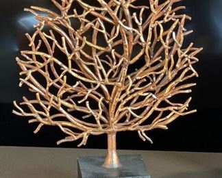 Metal Decor Tree	20 x 14 x 5in	HxWxD

