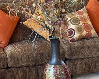 Lg Decorative Floral Pot	Pot: 30 inches high	
