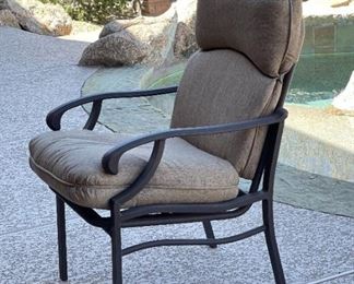 7pc Malin Mosaic Tile Top Patio Table & Chairs	Table: 28 x 42 x 84in	HxWxD
