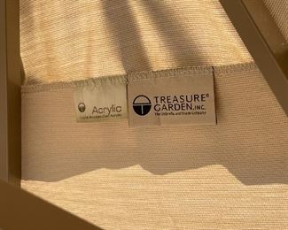 Treasure Garden 7ft Patio Umbrella	103 in H x 88in Diameter	
