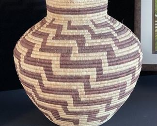Large Southwest Weave  Basket Decor Step Pattern	23 x 21in diameter	
