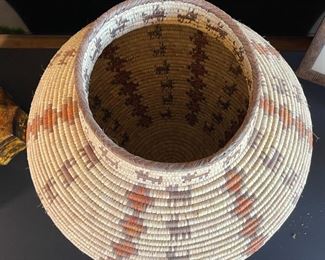 Large Southwest Olla Basket Dog pattern Decor	26x24in diameter	
