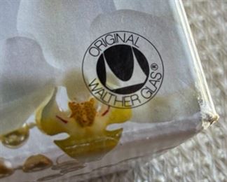 Savoir Vivre Walther Glass Artesia Nouveau Crystal bowl	7.5dia	
