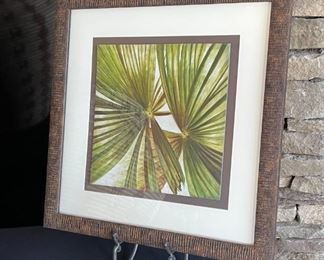 La Pamera Decor painting	20.5x20.5in	HxWxD
