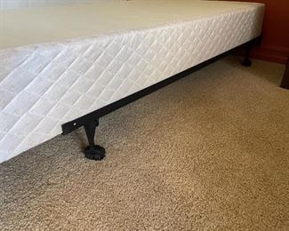 #1 Twin Bed Stanwyck Five star Mattress  with Frame & Boxspring	24x39x73.5in	HxWxD
