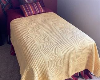 #2Twin Bed Stanwyck Five star Mattress  with Frame & Boxspring	24x39x73.5in	HxWxD
