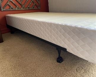 #2Twin Bed Stanwyck Five star Mattress  with Frame & Boxspring	24x39x73.5in	HxWxD
