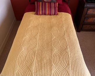 #2Twin Bed Stanwyck Five star Mattress  with Frame & Boxspring	24x39x73.5in	HxWxD
