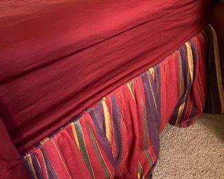 Southwest Twin Bed Setting #1 Comforter, pillows & sheets	Size twin	
