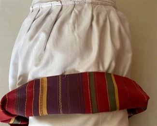 Southwest Twin Bed Setting #1 Comforter, pillows & sheets	Size twin	
