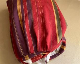 Southwest Twin Bed Setting #1 Comforter, pillows & sheets	Size twin	
