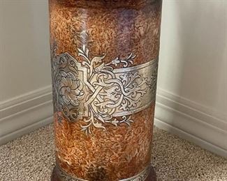 3pc Decorative Vases Decor	Largest: 18in H x 10in Diameter	
