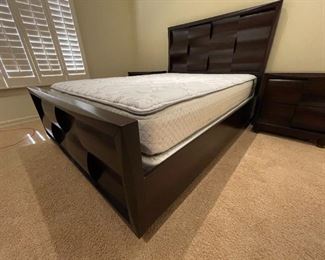 Queen Magnussen-Fuqua Contemporary Dark Wood  Panel Bed With Serta Perfect Sleeper Mattress Dark Cherry	Mattress: 79x60in <BR> Headboard: 63x56in	HxWxD
