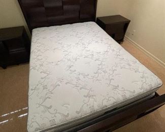 Queen Magnussen-Fuqua Contemporary Dark Wood  Panel Bed With Serta Perfect Sleeper Mattress Dark Cherry	Mattress: 79x60in <BR> Headboard: 63x56in	HxWxD
