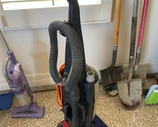 Bissell power force bag less vacuum		
