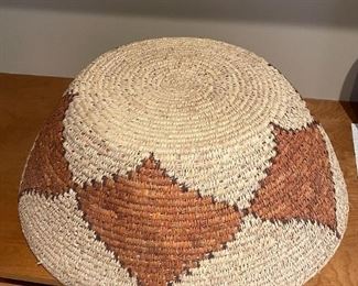 Southwest Weave Basket Decor flower Pattern	27in diameter 9.5in tall	
