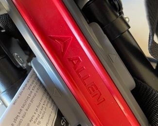 Allen Sports Ultra Compact 2-Bicycle Trunk Mounted Bike Rack Carrier,		
