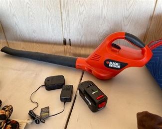 Black and decker rechargeable battery blower		
