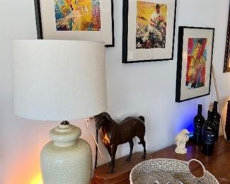 Table lamp and miscellaneous table decorations