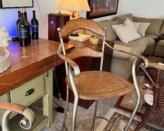 Unique bar stool (2)