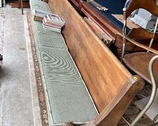 Beautiful large antique church pew from an old chapel in East Texas ⛪️