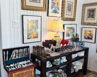 Lots of bar and glassware 🍸🥂🍷🍹🍸🍺