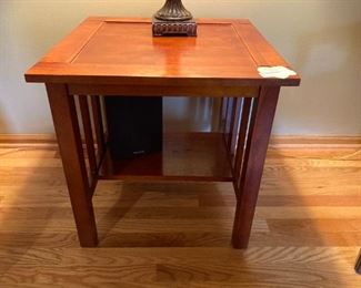 60 End table