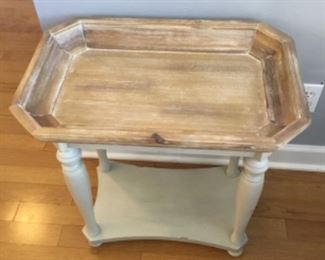 End table (2 matching)
