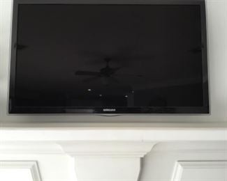 Samsung TV with remote