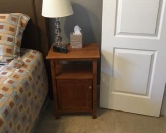 Night stand with lamp