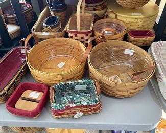 lots of Longaberger baskets