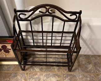 Bathroom shelf - metal