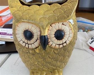 Ceramic owl - front