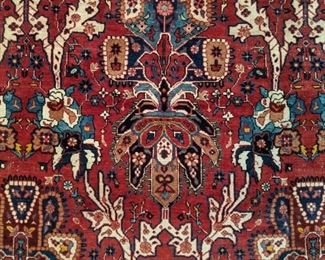 Great detail in the center medallion of the Persian Bakhtiari rug.