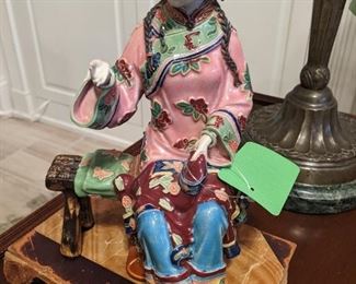 Here's the other of the pair of exquisitely detailed Asian porcelain figurines. Each figurine has it's original presentation box - ask for it!