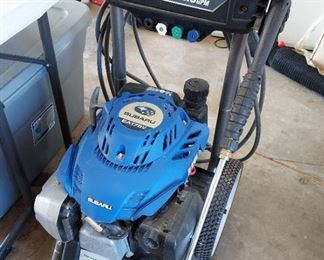 Black Max 2700PSI power washer