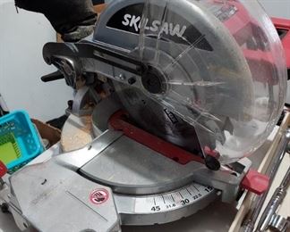 SkilSaw 10" compound miter saw