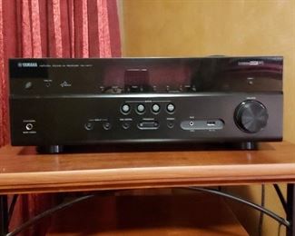 Yamaha RX-V477AV receiver