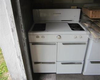 HANZEL AND GRETTLE PROP