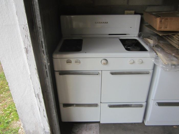 HANZEL AND GRETTLE PROP