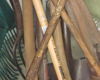 TRUE CRIME RULE ONE, DON'T PUT A SHOVEL ON YOUR DEBI CARD AT WALMART