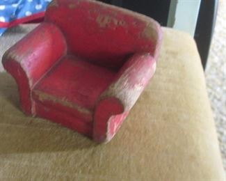 TINY HANDMADE DOLL CHAIR