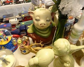 VINTAGE SHAWNEE PIGGY BANK