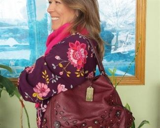 COACH HANDBAG, VERIFIED AS AUTHENTIC AT MACY'S HAWTHORN MALL, VERNON HILLS