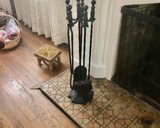 Fireplace tool set