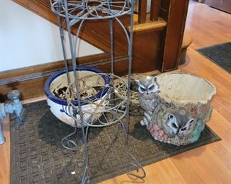 Plant Stand and Planters